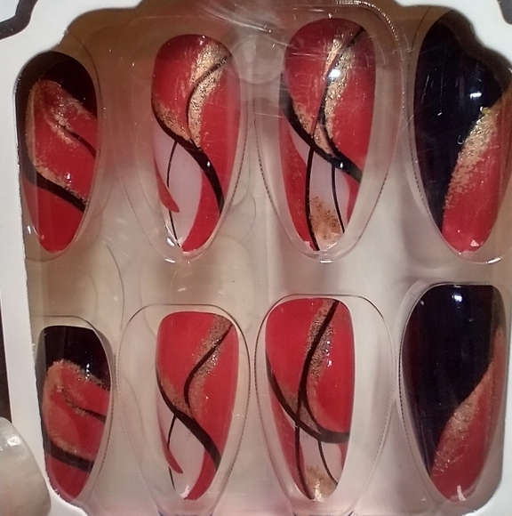 Press on nails red white black gold glitter colorful multicolor nail set - Picture 1 of 3